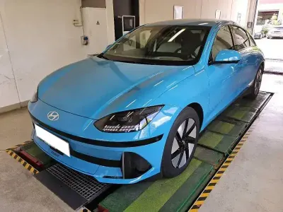 Gebraucht Hyundai Ioniq 6 167 kW (228 PS) 2024 Blau byte blue / sol Limousine