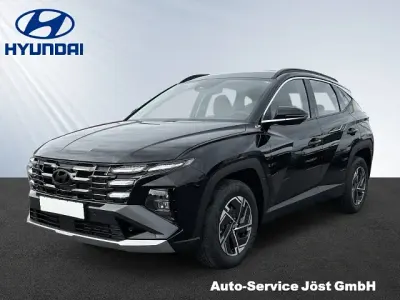 Neu Hyundai Tucson Select 150 PS (110 kW) 2026 Met (schwarz SUV