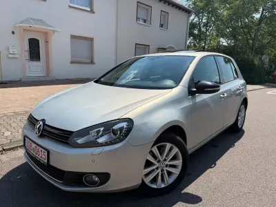 Gebraucht VW Golf VI Style 140 PS (102 kW) 2011 Silber Limousine