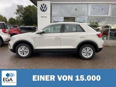 Second-hand VW T-Roc Life 150 CP (110 kW) 2024 Gri SUV