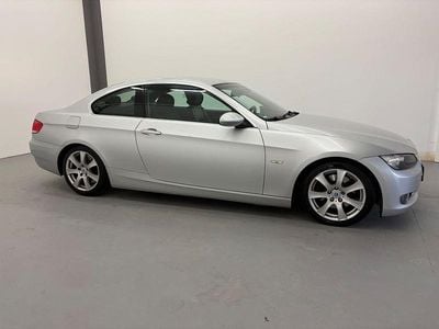 Gebraucht BMW 325 M Sport 197 PS (144 kW) 2008 Silber Coupé