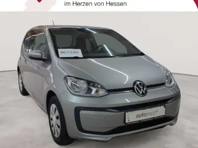 Begagnad VW up! 65 HK (47 kW) 2021 Silver Halvkombi