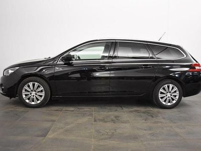 Gebraucht Peugeot 308 SW Allure 131 PS (96 kW) 2021 Schwarz Kombi