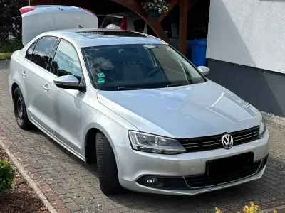 Brugt VW Jetta Highline 160 HK (117 kW) 2011 Sølv Sedan