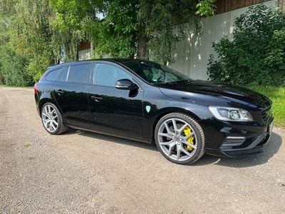 Schwarz Gebraucht 2017 Volvo V60 Kombi | 35.900 €