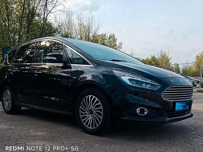 Second-hand Ford S-MAX Titanium 190 CP (139 kW) 2018 Negru Monovolum