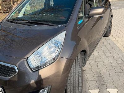 Gebraucht Kia Venga 125 PS (91 kW) 2012 Braun Kleinwagen