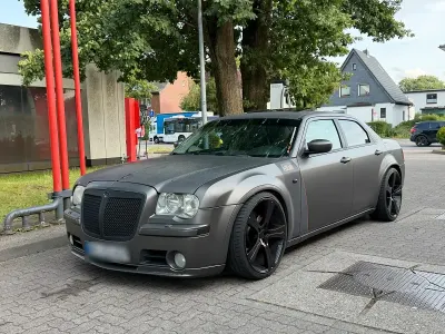 Gebraucht Chrysler 300C 431 PS (317 kW) 2006 Schwarz Limousine