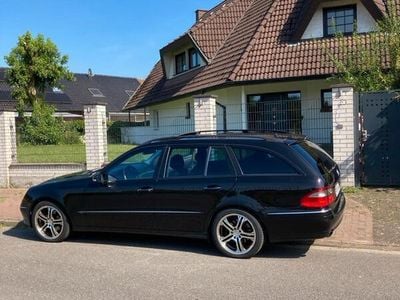 Mercedes E320