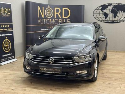 Gebraucht VW Passat 122 PS (89 kW) 2022 Deep black perleffek (metallic) Kombi