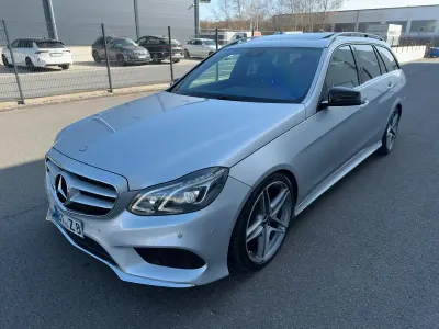 Gebraucht Mercedes E220 AMG 170 PS (125 kW) 2015 Silber Kombi