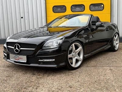 Schwarz Gebraucht 2011 Mercedes SLK200 AMG Cabrio | 17.900 € (Etwas zu teuer)