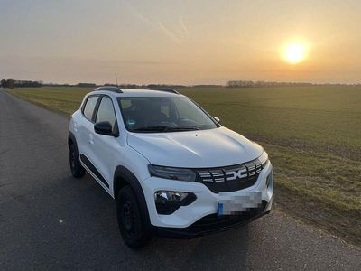 Gebraucht Dacia Spring Essentiel 33 kW (45 PS) 2022 Weiß Kleinwagen