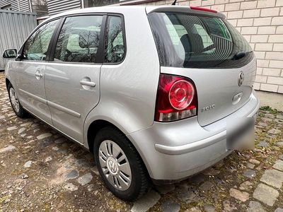 Second-hand VW Polo Comfortline 80 CP (58 kW) 2007 Argintiu Hatchback
