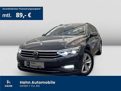 Grau Gebraucht 2021 VW Passat Business Kombi | 19.489 € (Superpreis)