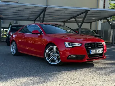 Gebraucht Audi A5 Sport 211 PS (155 kW) 2012 Rot Coupé