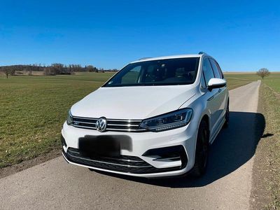 Usata VW Touran R-line 190 CV (139 kW) 2017 Bianco Monovolume