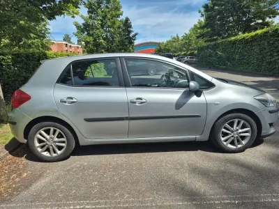 Gebraucht Toyota Auris Executive 124 PS (91 kW) 2008 Grau Kleinwagen