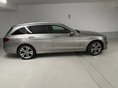 Gebraucht Mercedes C300 245 PS (180 kW) 2019 Silber Kombi