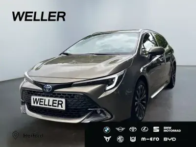 Używany Toyota Corolla Team 196 KM (144 kW) 2024 Brązowy Kombi