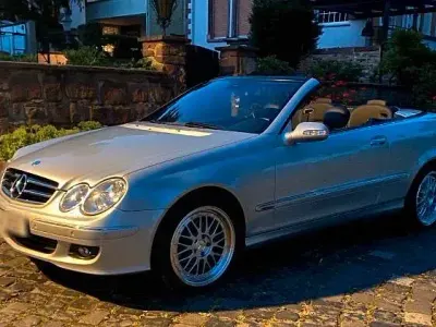 Gebraucht Mercedes CLK200 Avantgarde 184 PS (135 kW) 2008 Silber Cabrio