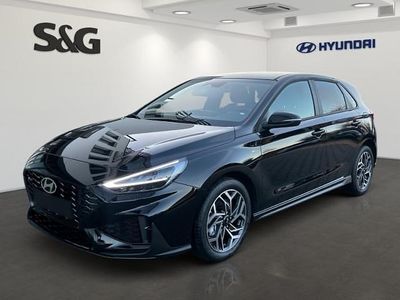 Neu Hyundai i30 N Line 150 PS (110 kW) 2026 Schwarz Limousine