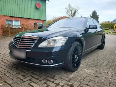 Gebraucht Mercedes S500L 388 PS (285 kW) 2010 Schwarz Limousine