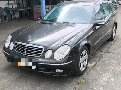 Gebraucht Mercedes E320 Avantgarde 180 PS (132 kW) 2003 Schwarz Kombi