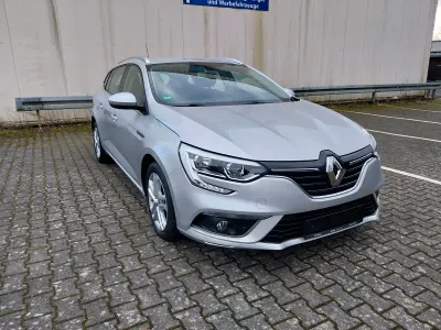 Gebraucht Renault Mégane GrandTour Business 116 PS (85 kW) 2019 Grau Kombi