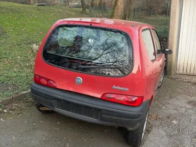 Usata Fiat Seicento 54 CV (39 kW) 2005 Rosso Utilitaria