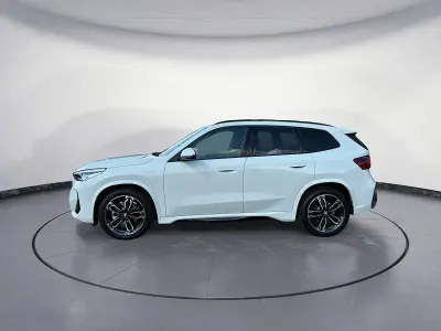 Gebraucht BMW X1 M Sport 170 PS (125 kW) 2025 Weiß SUV