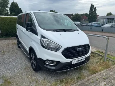 Gebraucht Ford Tourneo Active 150 PS (110 kW) 2023 Frostweiß Van / Kleinbus