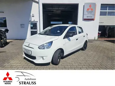 Gebraucht Mitsubishi Space Star Classic Collection 71 PS (52 kW) 2014 Weiß Van / Kleinbus