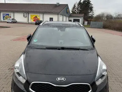 Gebraucht Kia Carens DREAM-TEAM Edition 141 PS (103 kW) 2016 Schwarz Van / Kleinbus