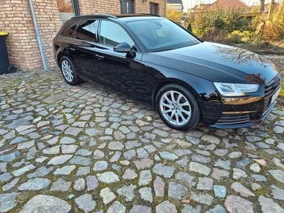 Gebraucht Audi A4 150 PS (110 kW) 2018 Schwarz Kombi