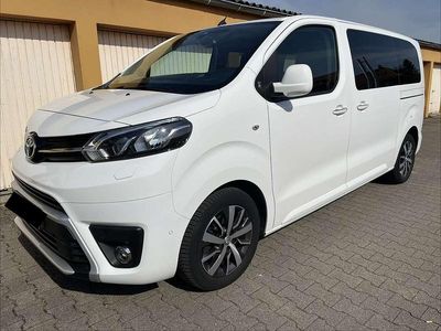 Gebraucht Toyota Proace City 177 PS (130 kW) 2019 Weiß Van / Kleinbus