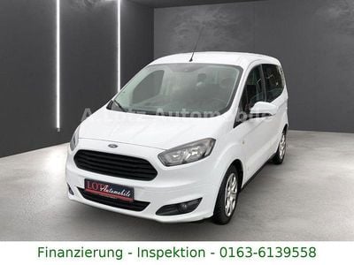 Gebraucht Ford Tourneo Courier Trend 101 PS (74 kW) 2018 Weiß Van / Kleinbus