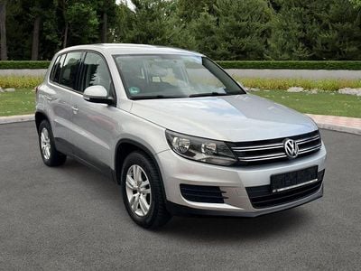 Gebraucht VW Tiguan Trendline 150 PS (110 kW) 2015 Silber SUV