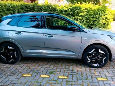 Gebraucht Opel Grandland X 300 PS (220 kW) 2023 Grau SUV