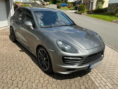 Gebraucht Porsche Cayenne 420 PS (308 kW) 2012 Grau SUV
