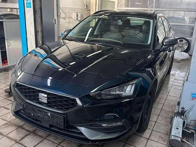 Gebraucht Seat Leon FR 150 PS (110 kW) 2022 Verde vibrante (olivin) Kombi