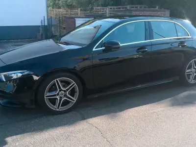 Gebraucht Mercedes A200 AMG line 163 PS (119 kW) 2019 Schwarz Limousine