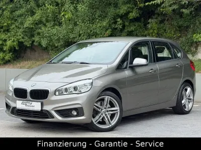 Gebraucht BMW 218 Active Tourer Basis 136 PS (100 kW) 2016 Silber Van / Kleinbus