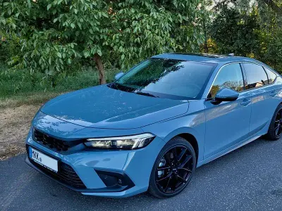 Gebraucht Honda Civic Advance 184 PS (135 kW) 2025 Grau Limousine