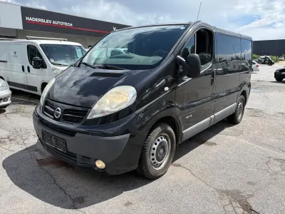 Gebraucht Nissan Primastar 114 PS (83 kW) 2013 Schwarz Van / Kleinbus