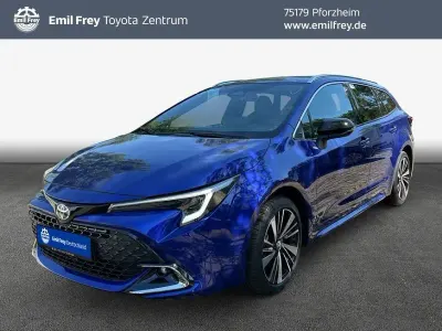 Neu Toyota Corolla 133 PS (97 kW) 2026 Blau Kombi