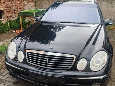 Mercedes E240