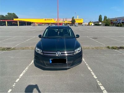 Grün Gebraucht 2012 VW Tiguan SUV | 11.499 € (Etwas zu teuer)