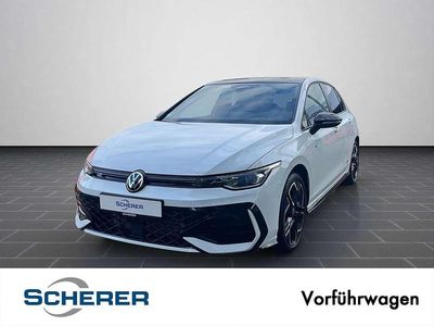 Gebraucht VW Golf VIII R-line 150 PS (110 kW) 2025 Pure white Limousine