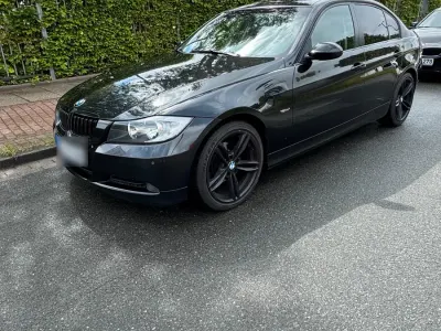 Gebraucht BMW 318 129 PS (94 kW) 2006 Schwarz Limousine